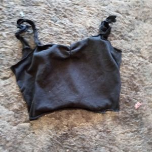 Black croptop